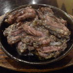 ぢどり倶楽部 - 薩摩地鶏のもも焼き　おかわり