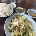 中華料理 まさき亭 - 料理写真:肉野菜炒め定食！