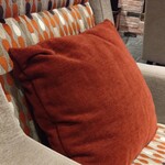 高倉町珈琲 つくば店 - ボックス席のクッション