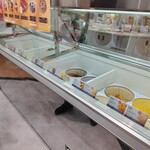サーティワンアイスクリーム - ショーケース