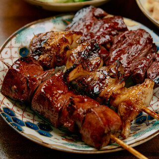 【鮮度と大きさが桁違い！】東京一大きい！？ぷりぷりの焼きとん