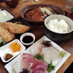 平塚漁港の食堂 - 限定メニュー1980円