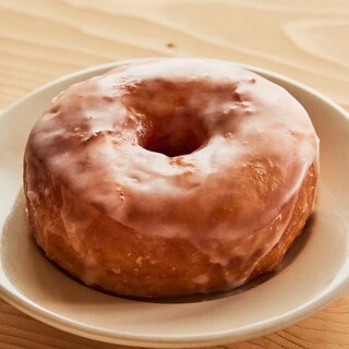 彩り豊かでふわふわ食感の絶品ドーナツ。季節限定メニューも登場