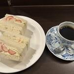 さえら - コーヒーとセットで1330円