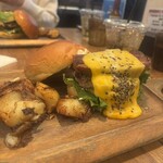 ヴィレッジヴァンガード ダイナー 吉祥寺 - 