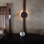 仙太郎 - この　塗り壁が　時間たってだんだんいい　色合いだしてくるのですよ　