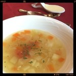 ル プティ オルム - 野菜スープ
            