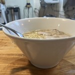 中華そば 白華楼 - 器