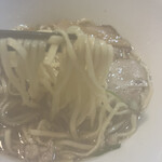 中華そば 白華楼 - 麺