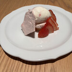 ラ・ボンヌターブル - いちごがいいやつ