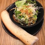 讃岐屋 - サラダ、パン