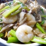 めだかタンタン - 12月12日 海老とキノコのかた焼きそば