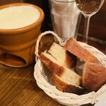 湯島ワイン食堂 パパン - 