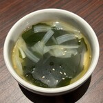 焼肉 銀うし - ワカメスープ