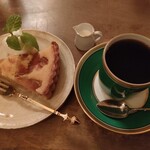 レキュム・デ・ジュール - タルト＆珈琲 1150円
