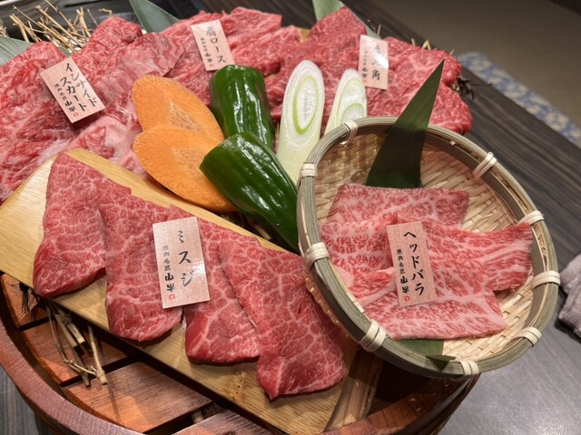 山形の本格焼肉『焼肉名匠 山牛 山形店』- こだわりの肉と落ち着く空間