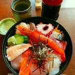 一力 - 海鮮ちらし丼 1200円