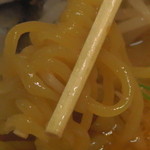 味噌屋 - 中太麺リフトアップ！