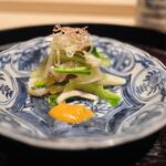 日本料理 研野 - クラゲとてっぴの和え物。