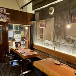 益庵 - テーブル席