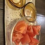 さいまや - ぶつ切りトマト