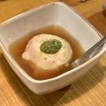 益庵 - チーズがかかったトマトのおでん！