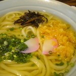 味由 - かけうどんに無料トッピングしたお姿～～（笑）