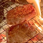 炭火焼き和牛牛桜 - 