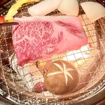 炭火焼き和牛牛桜 - 