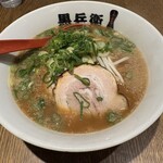 くろ・とんラーメン黒兵衛 - 