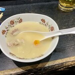 げん - クリームシチュー、って、バターすごい。