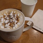 スターバックス・コーヒー - ドリンク写真:スモアチョコレートラテ