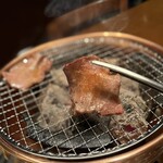 松阪牛炭火焼肉 東海亭 - 