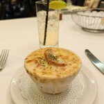 Hy's STEAKHOUSE - オニオングラタンスープ