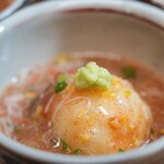 肉割烹 よし田 - 和牛テールとセコガニゆり根饅頭