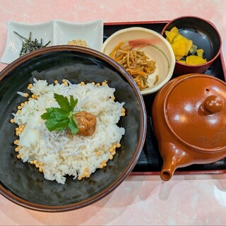 全国ご当地グルメコート 大宮横丁_0