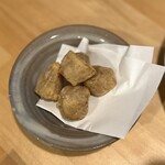 創作和食 いし田 - 出汁で炊いてた里芋の唐げ　ホットホットー