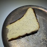 トレイス - 断面を上から見ると白トリュフがバッチリ入っているのが分かります