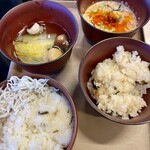 アパホテル&リゾート - ごはんはシラスとろろと三浦わかめのご飯