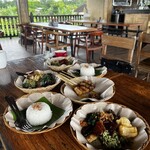 Warung Babi Guling Pande Egi - 