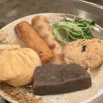 花くじら - 餅きんちゃく、かいわれ、厚揚げ、すじ(二本)、ちくわ、こんにゃく