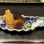 鮨旬美 西川 - つまみ（あげ、かんぴょう、椎茸煮）