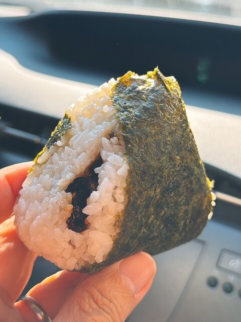 ツバキ オニギリ スタンド 丸の内本店 （TSUBAKI ONIGIRI STAND