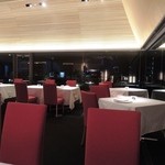 イ・ボローニャ - 落ち着いた店内