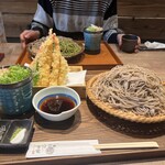 蕎麦と寿し 七乃家 - 