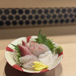 魚馬る ふぶき - お通しのお刺身