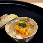 鮓 錦の秋 - 馬糞雲丹　小丼