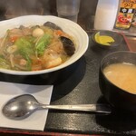 中華食堂 よしだ屋 - 