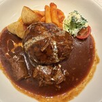 榎本ハンバーグ研究所 - ビーフシチュー煮込みハンバーグ