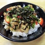 Ichikawaya - 木の葉丼